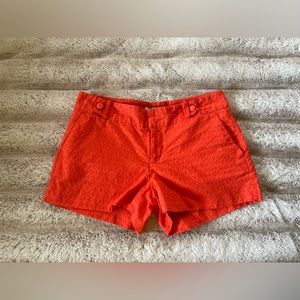 Cute Banana republic 🩳 shorts in vibrant orange color